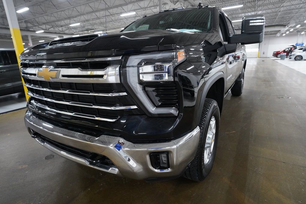 Certified 2024 Chevrolet Silverado 2500 LTZ image 21