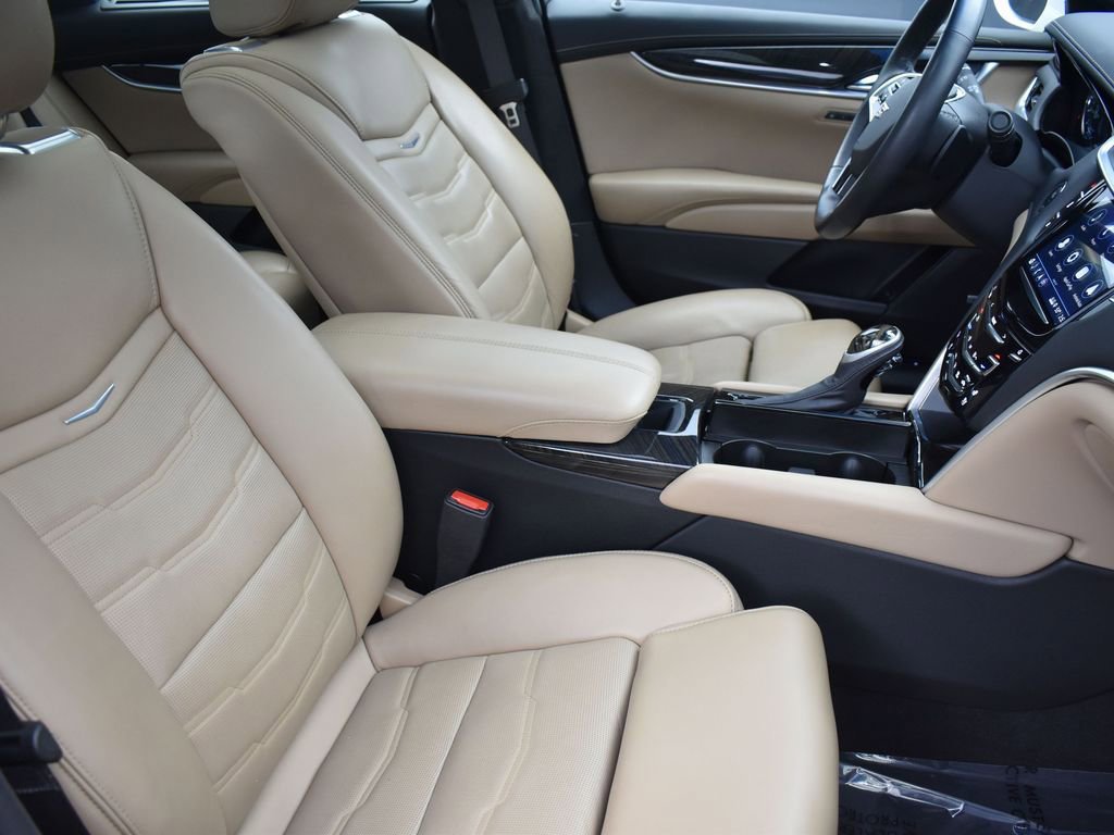 Used 2019 Cadillac XTS Vsport Platinum image 31