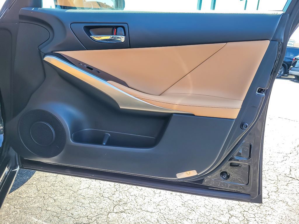 Used 2016 Lexus IS 300 AWD w/ Navigation System Package image 21