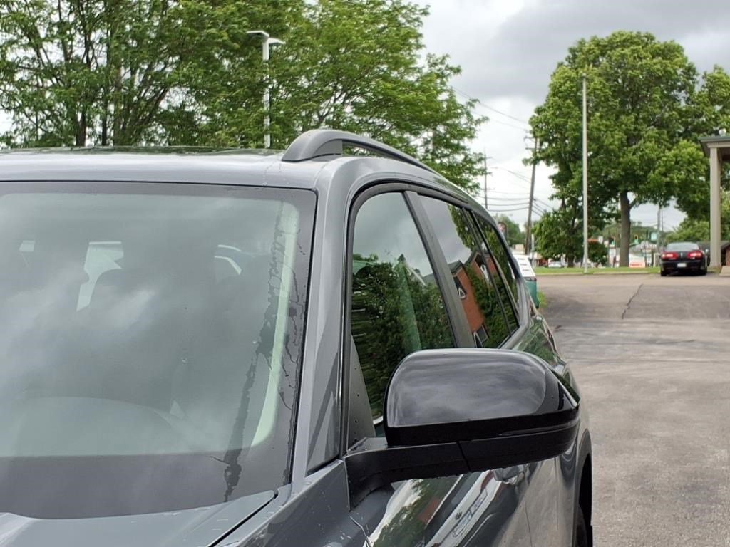 New 2025 Volkswagen Atlas Peak Edition SE image 23