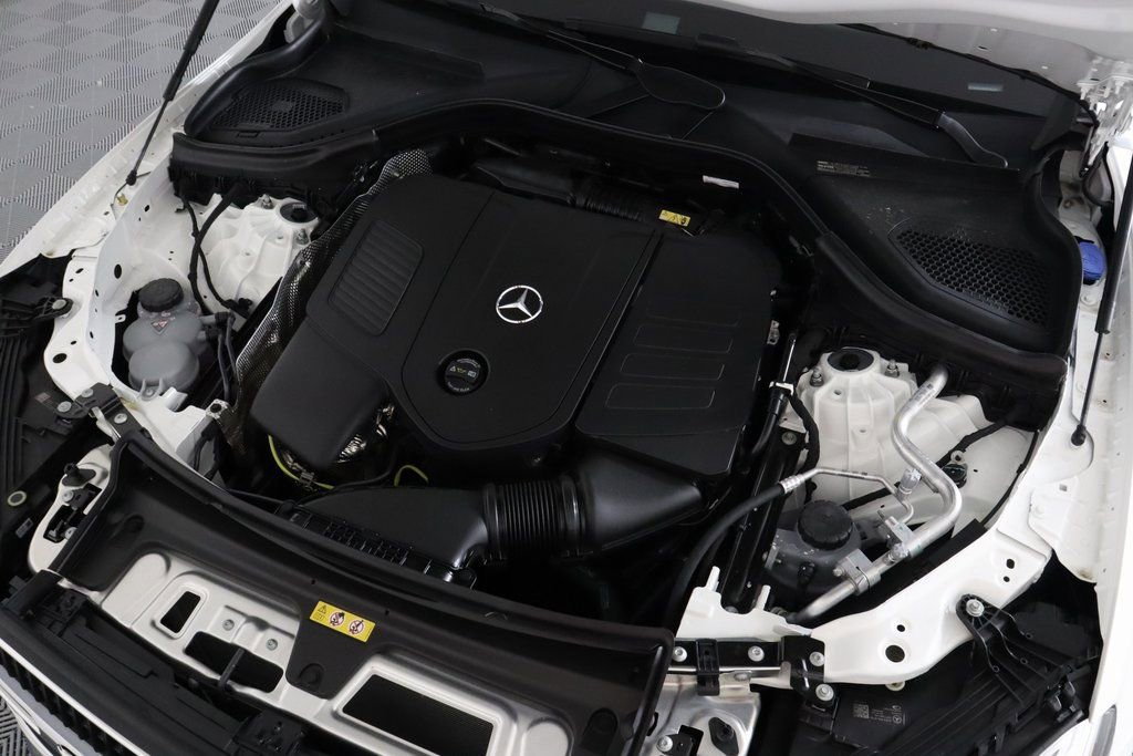 Certified 2025 Mercedes-Benz GLC 300 4MATIC image 24