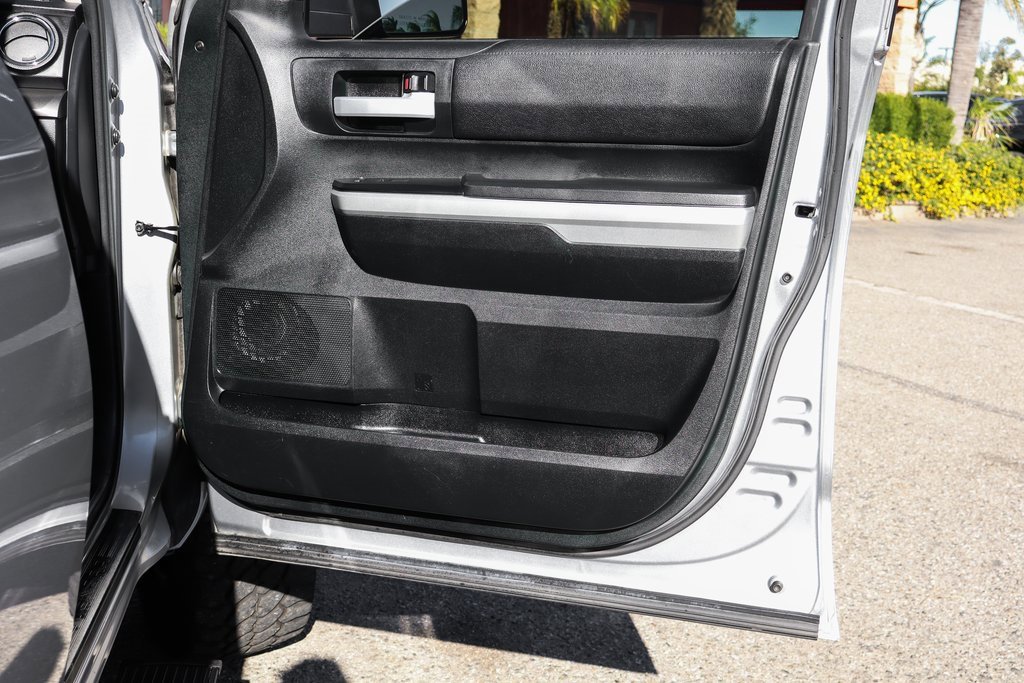 Used 2017 Toyota Tundra SR5 image 40