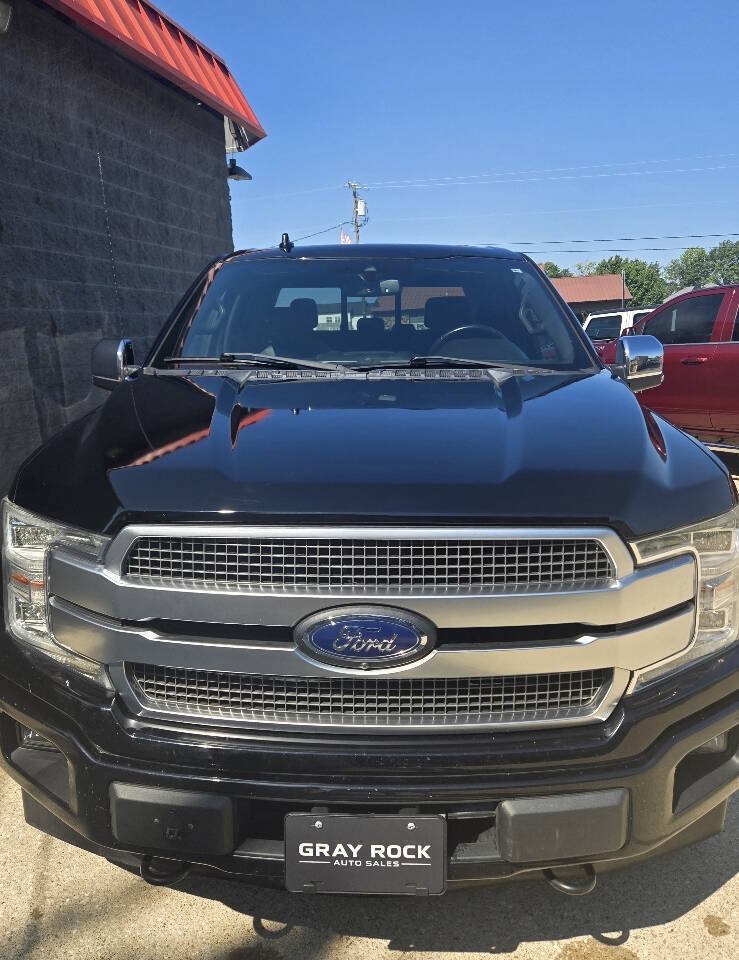 Used 2018 Ford F150 Platinum w/ Equipment Group 701A Luxury AWD/4WD image 4