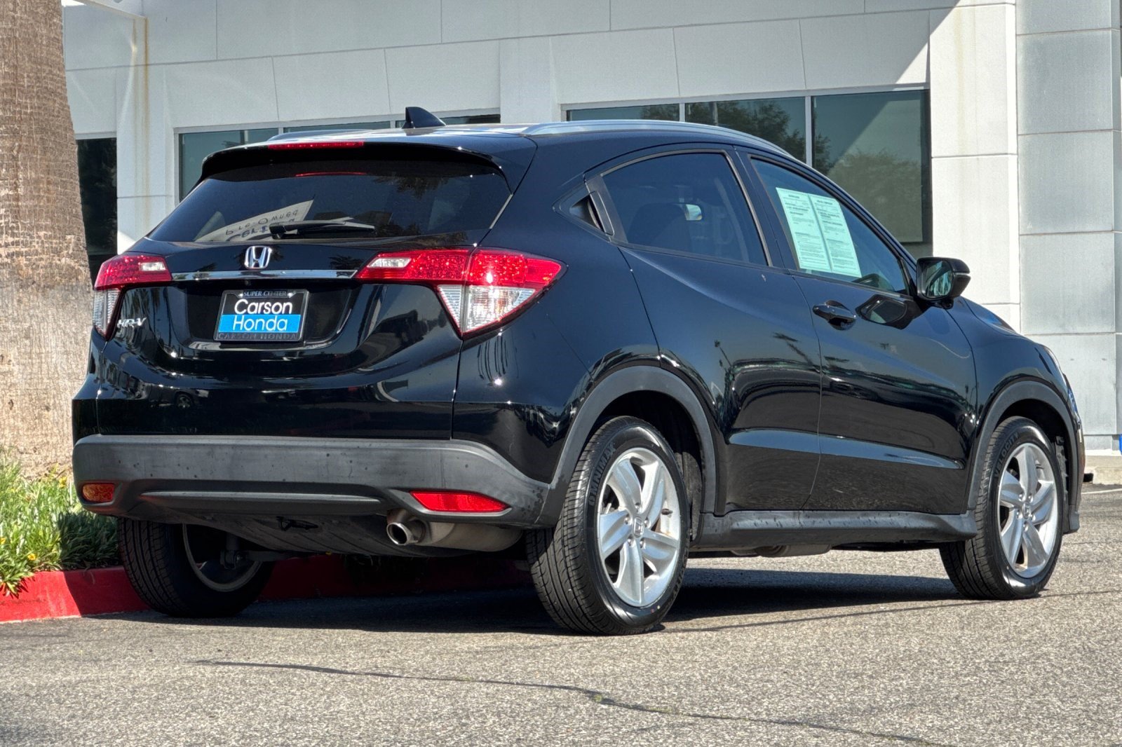 Used 2019 Honda HR-V EX image 9