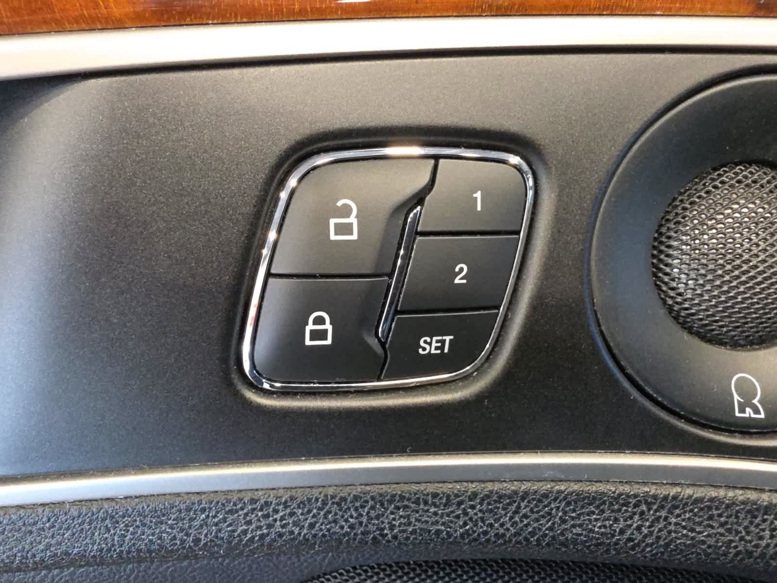 Used 2020 Lincoln MKZ Reserve w/ Elements Package AWD/4WD image 19
