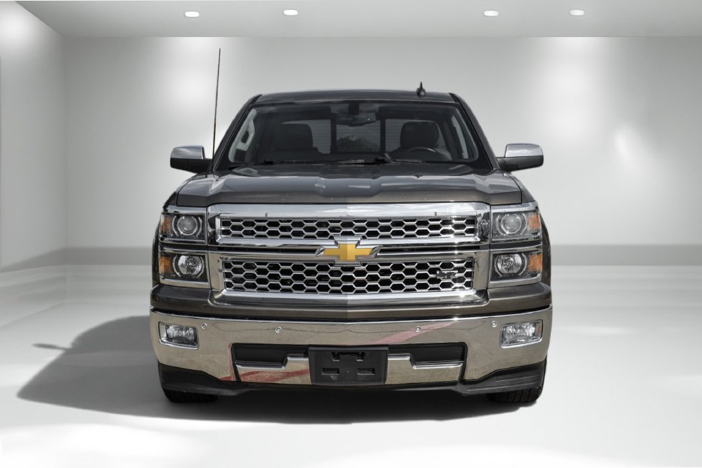 Used 2015 Chevrolet Silverado 1500 LTZ w/ LTZ Plus Package RWD image 4