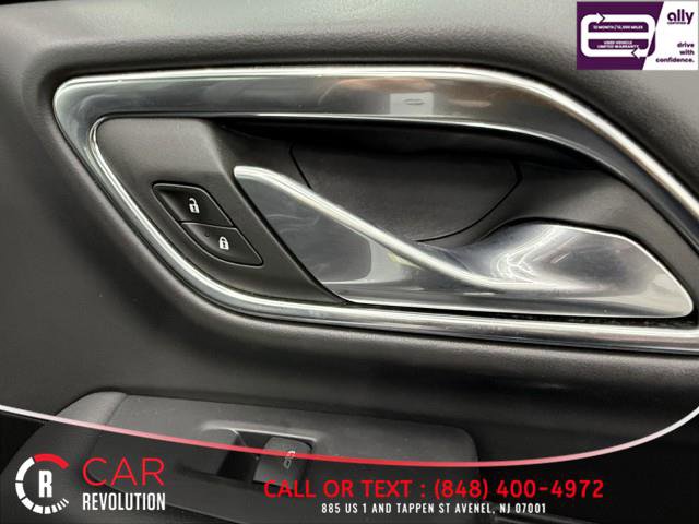 Used 2024 GMC Yukon XL SLT image 55