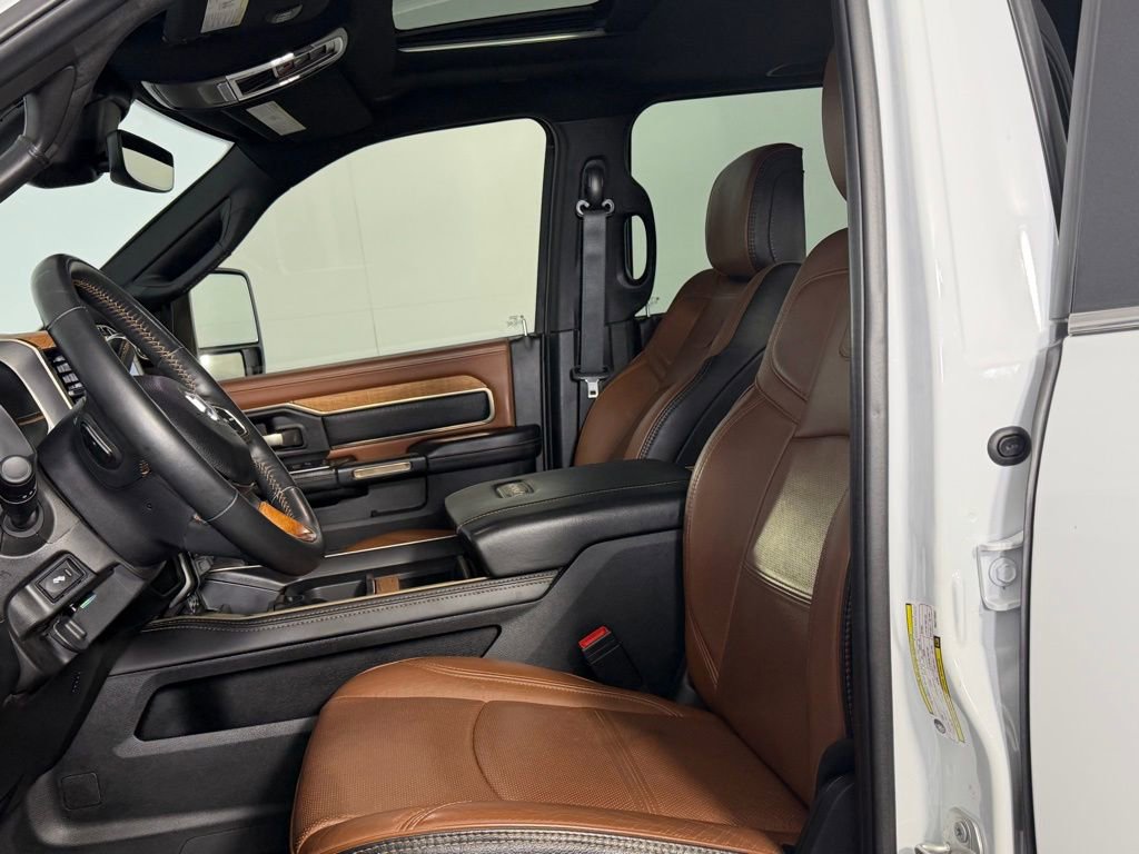 Used 2024 RAM 3500 Limited w/ Safety Group image 23