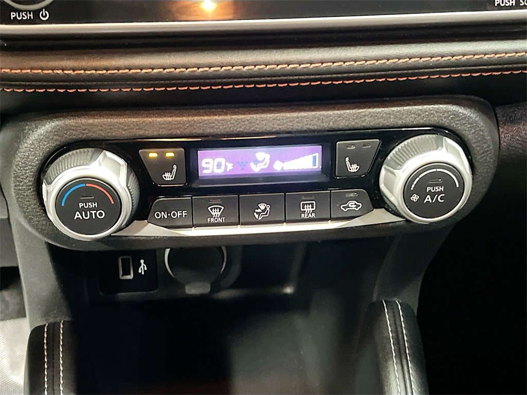 Used 2020 Nissan Kicks SR w/ SR Premium Package image 15