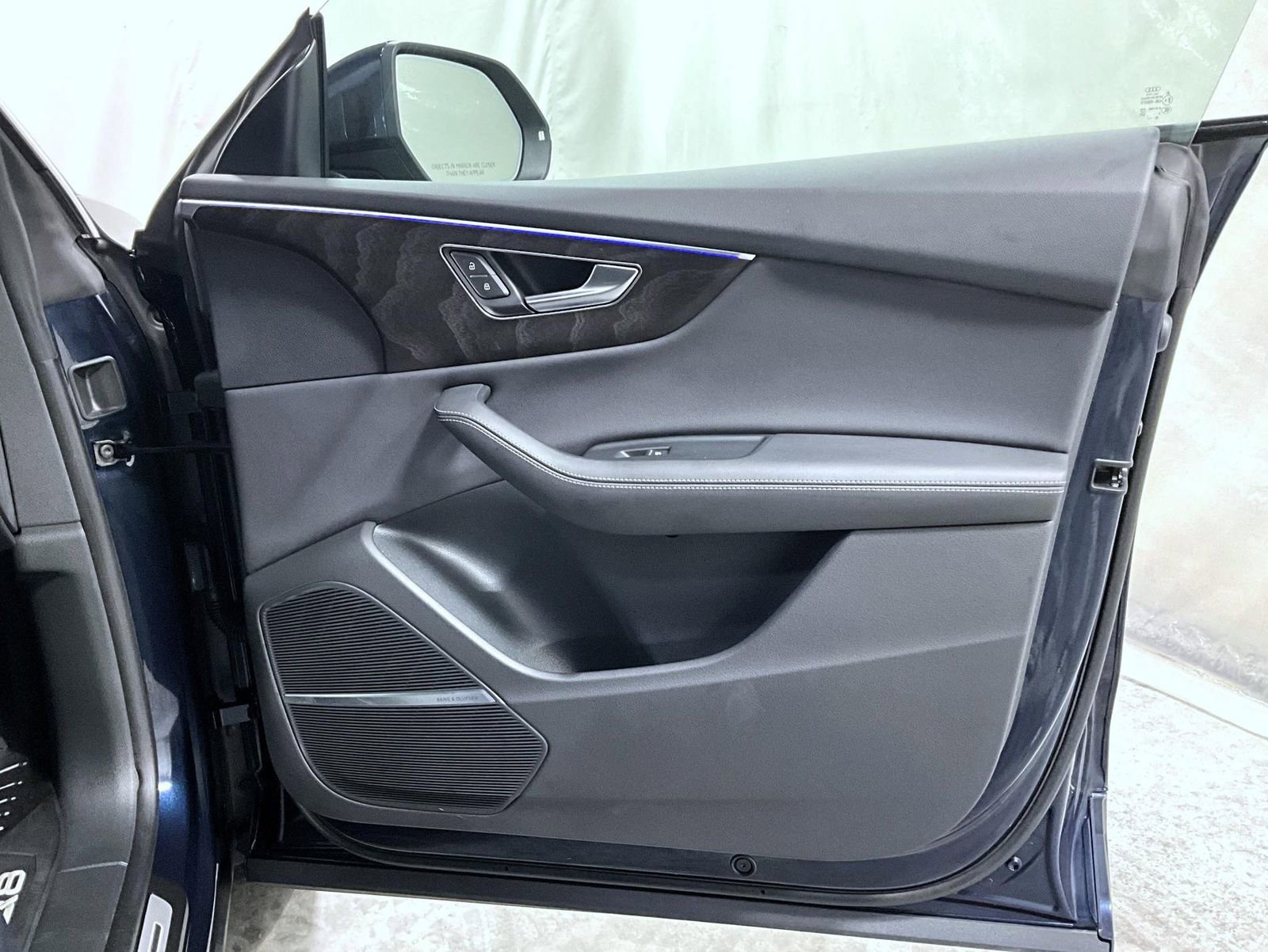 Used 2023 Audi Q8 Prestige image 17