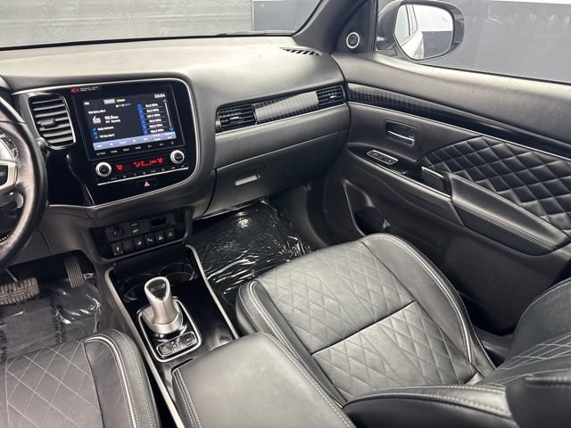 Used 2021 Mitsubishi Outlander GT AWD/4WD image 14