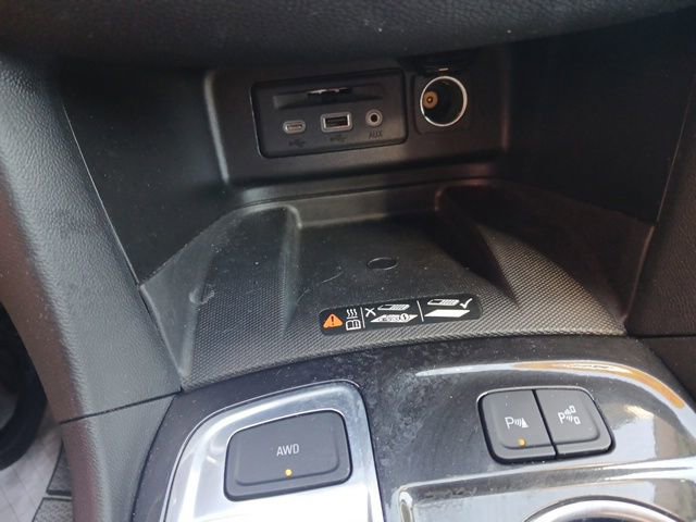 Used 2022 Chevrolet Equinox Premier image 22