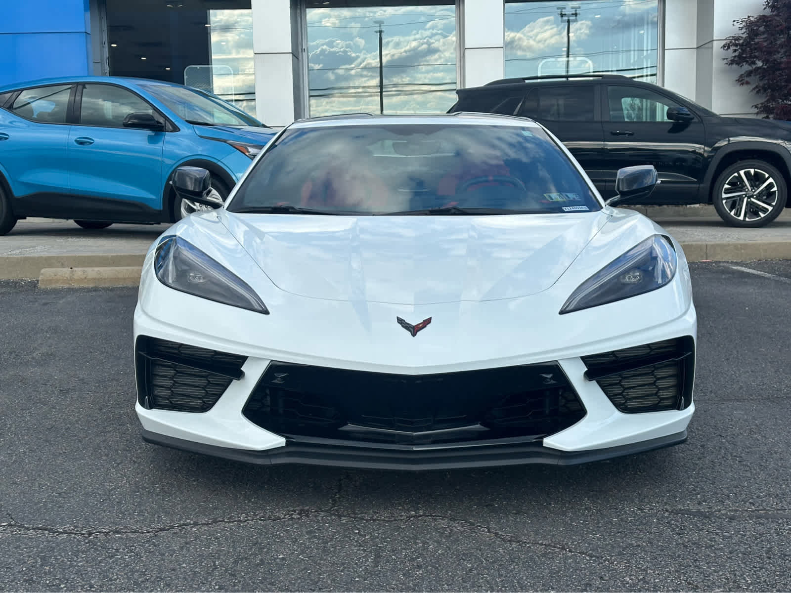 Used 2023 Chevrolet Corvette Stingray Preferred Cpe w/ Z51 Performance Package RWD image 2