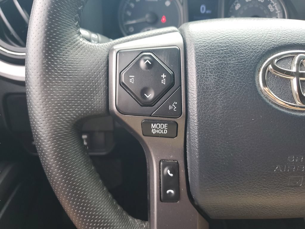 Certified 2020 Toyota Tacoma TRD Sport AWD/4WD image 19