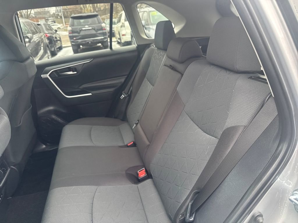 Used 2025 Toyota RAV4 XLE image 35