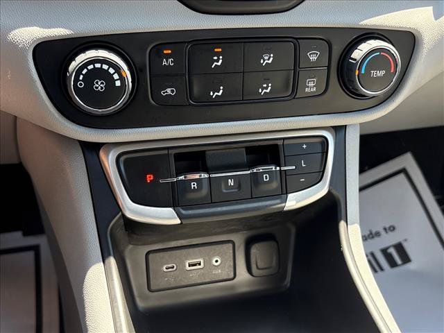 Used 2024 GMC Terrain SLE AWD/4WD image 15