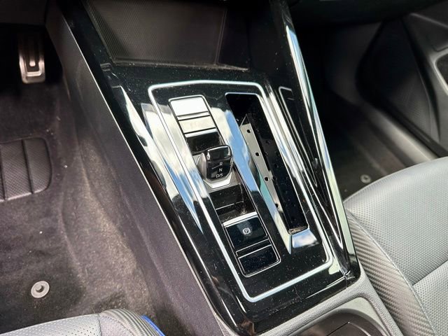 Certified 2024 Volkswagen Golf R AWD/4WD image 30