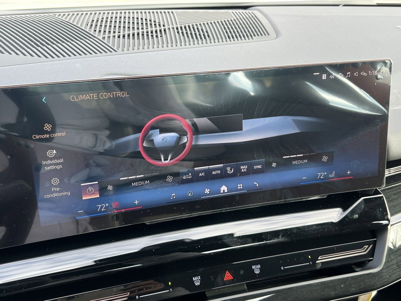 Certified 2025 BMW 530i xDrive w/ Premium Package image 18