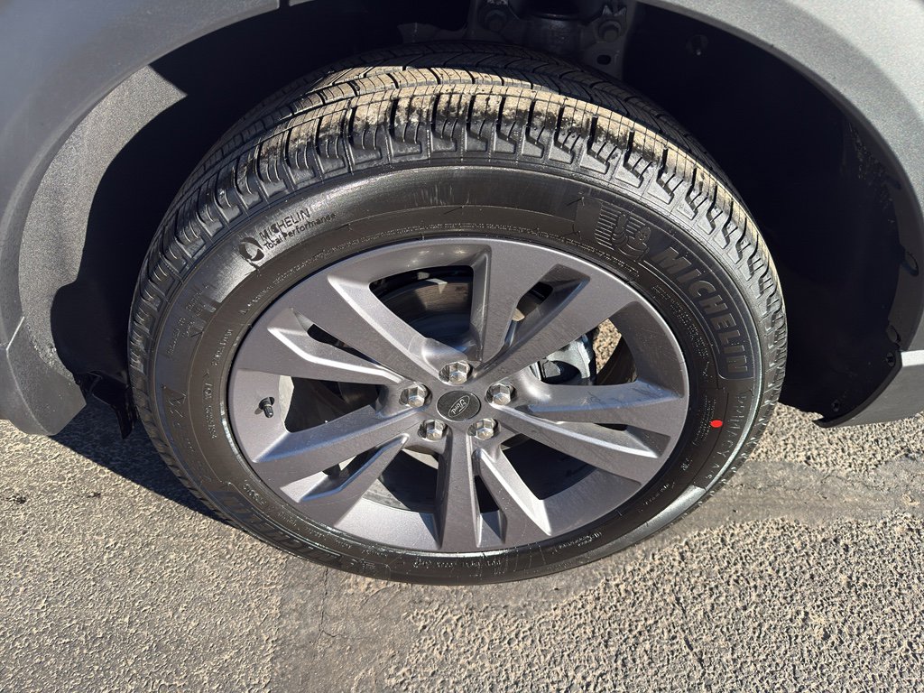 New 2026 Ford Explorer Active w/ Active Comfort Package image 9