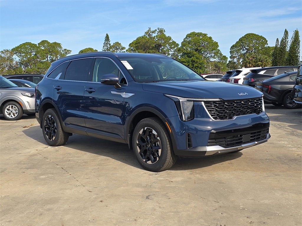 New 2026 Kia Sorento S image 2
