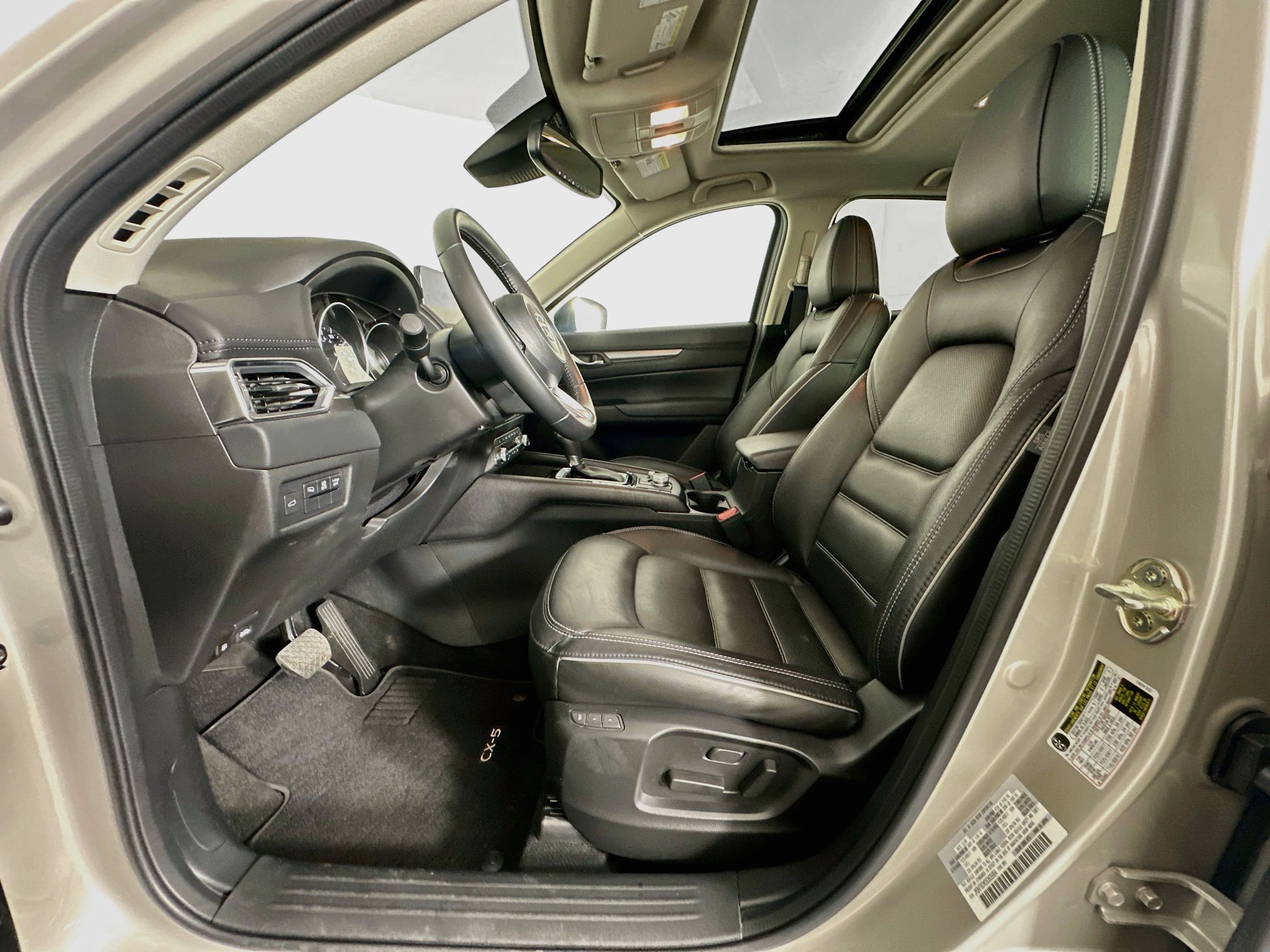 Used 2025 MAZDA CX-5 AWD 2.5 S w/ Preferred Package image 13
