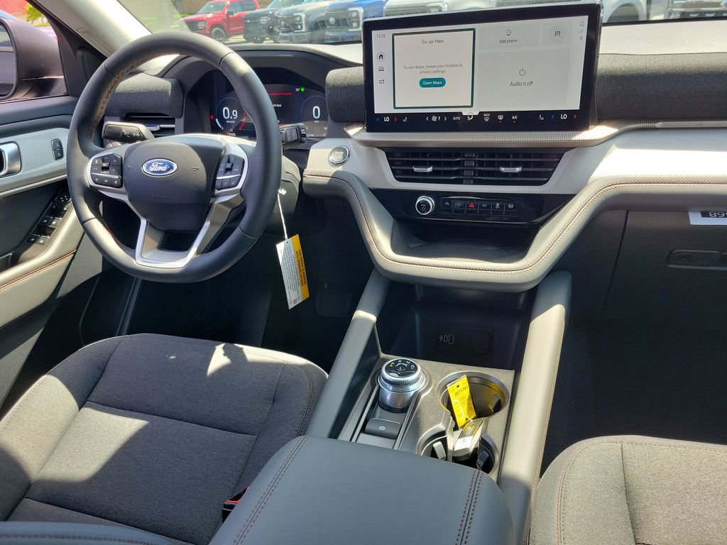 New 2026 Ford Explorer Active AWD/4WD image 13