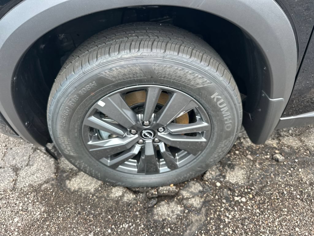 New 2026 Nissan Pathfinder SV AWD/4WD image 36
