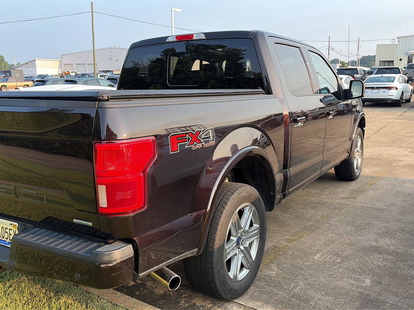 Used 2018 Ford F150 Lariat w/ Equipment Group 502A Luxury AWD/4WD image 2