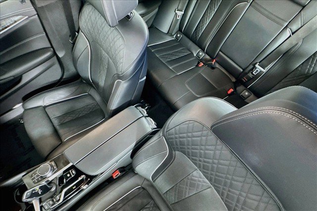 Used 2023 BMW 540i w/ Premium Package RWD image 20