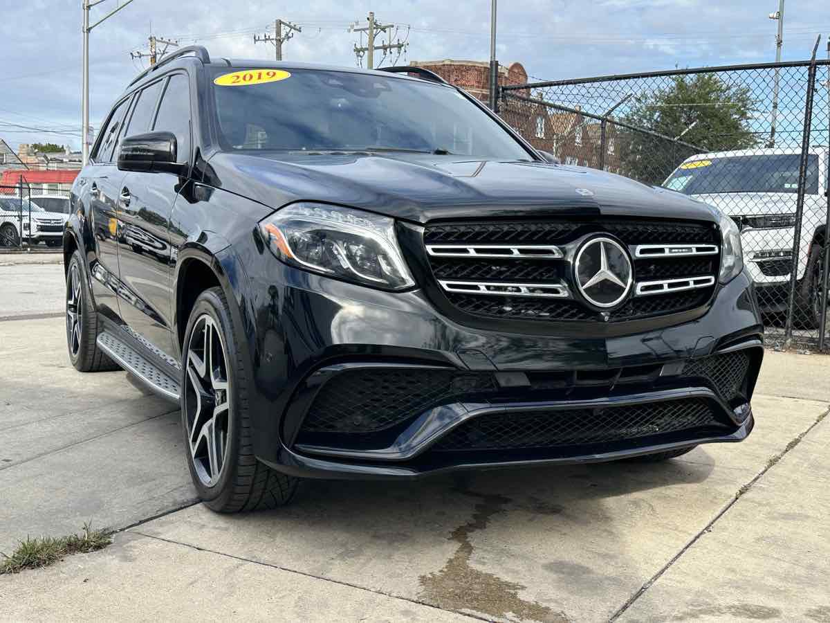 Used 2019 Mercedes-Benz GLS 63 AMG 4MATIC w/ AMG Night Styling Package image 3