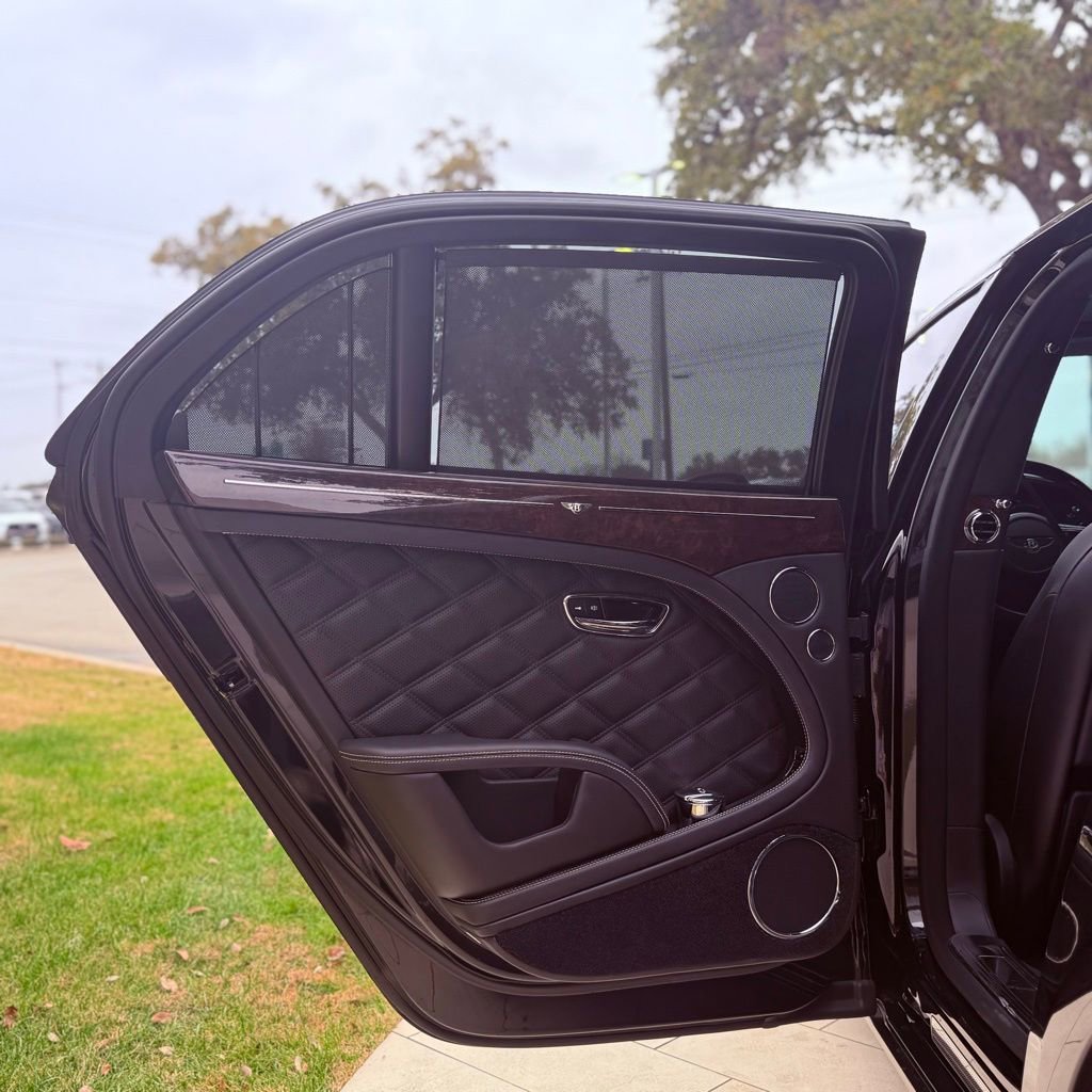 Used 2014 Bentley Mulsanne image 23