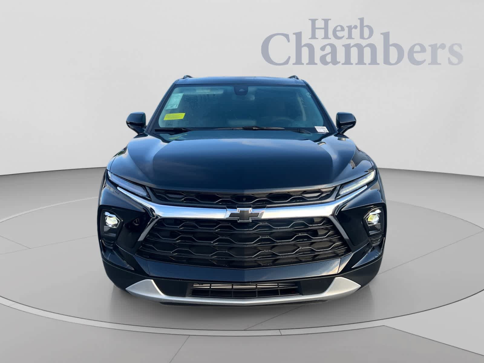 New 2026 Chevrolet Blazer LT w/ Convenience Package AWD/4WD image 2