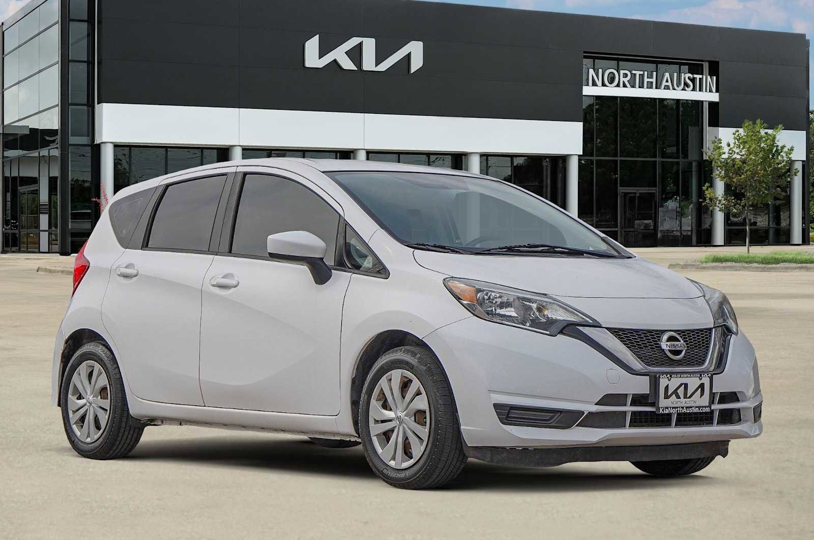Used 2018 Nissan Versa Note SV image 8