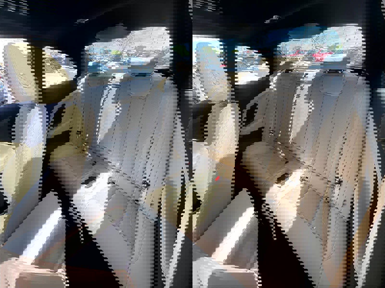 Used 2025 BMW 230i 230i w/ Premium Package image 28