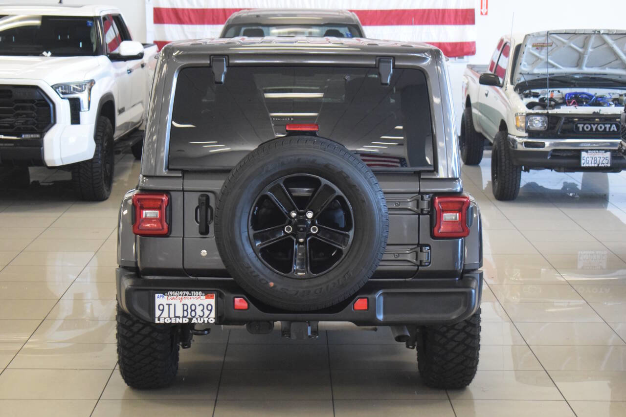 Used 2020 Jeep Wrangler Unlimited Sahara image 30