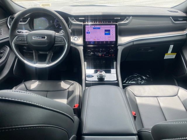 New 2025 Jeep Grand Cherokee L Limited w/ Luxury Tech Group II image 38