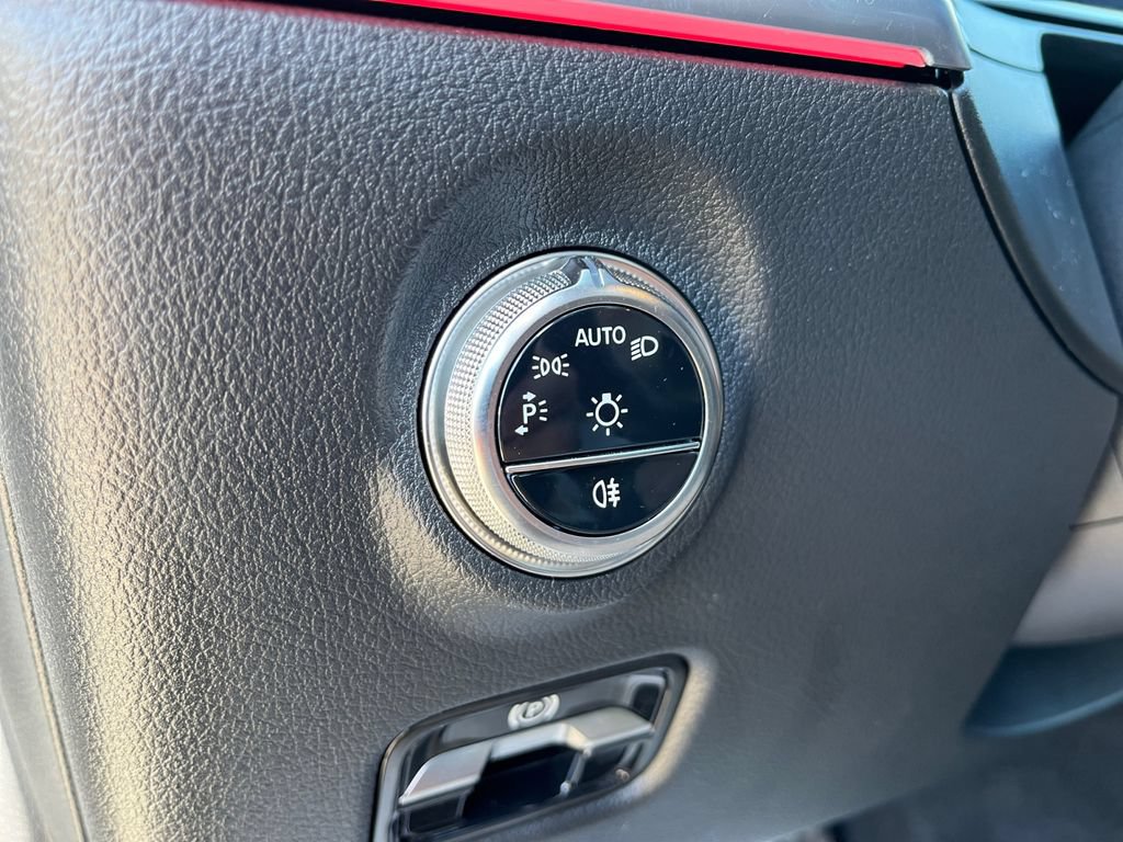 Certified 2026 Mercedes-Benz C 300 4MATIC Sedan image 26
