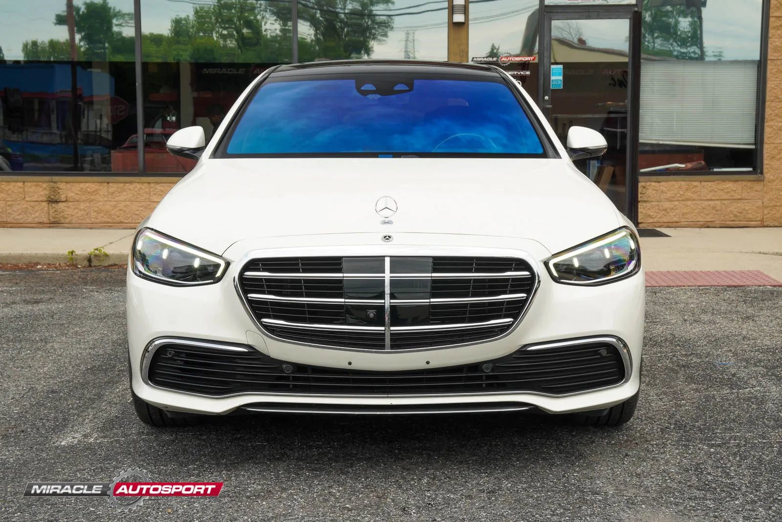Used 2021 Mercedes-Benz S 580 4MATIC Sedan image 2