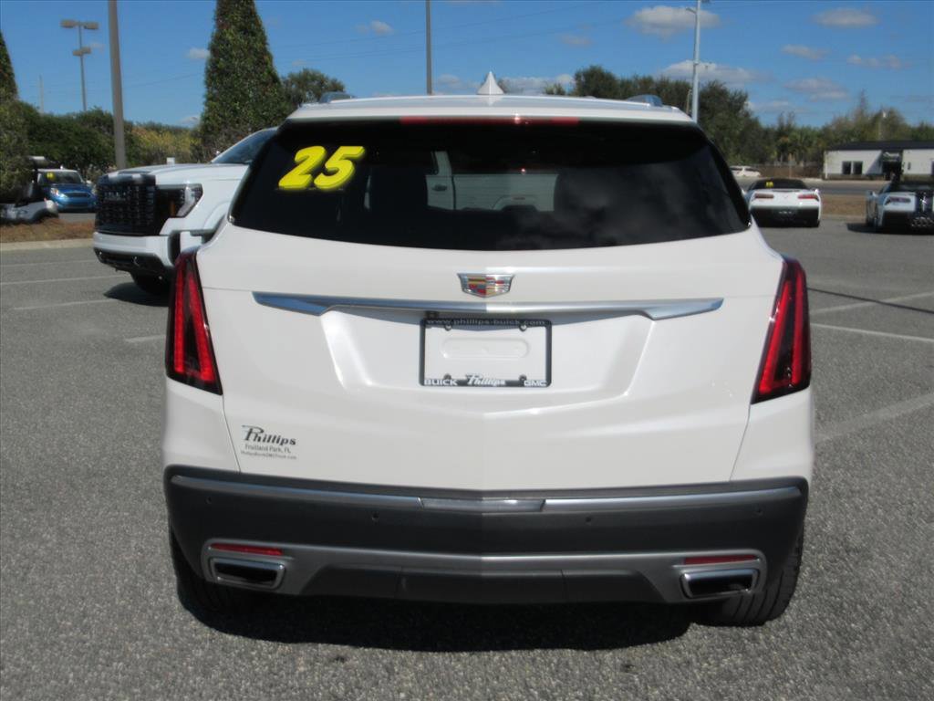 Used 2025 Cadillac XT5 Premium Luxury image 5