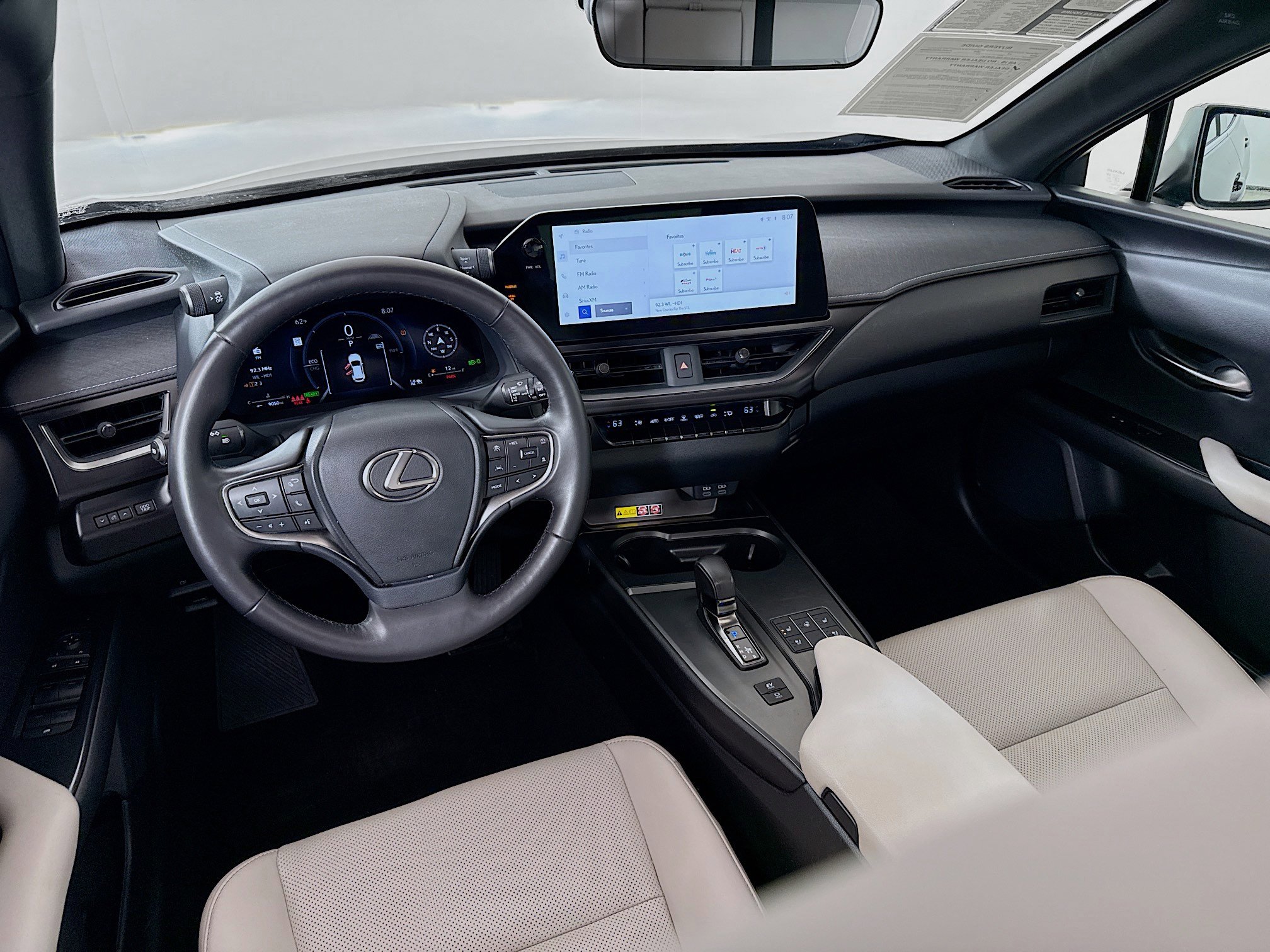 Used 2025 Lexus UX 300h AWD w/ Accessory Package (Z1) image 23