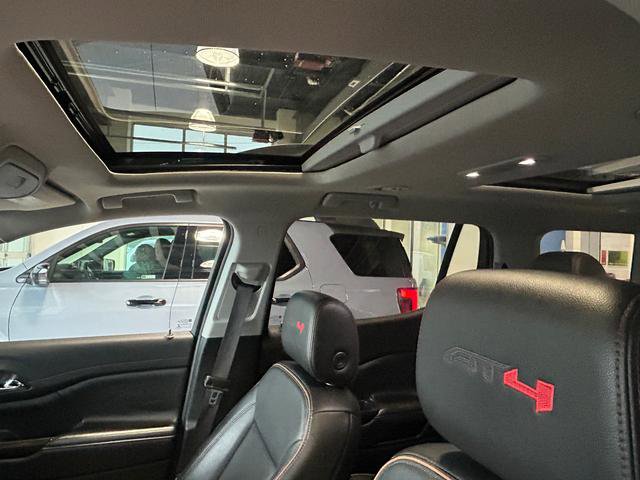 Used 2021 GMC Acadia AT4 w/ Technology Package image 16