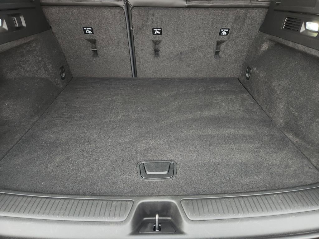 Used 2023 Buick Envision Essence image 36