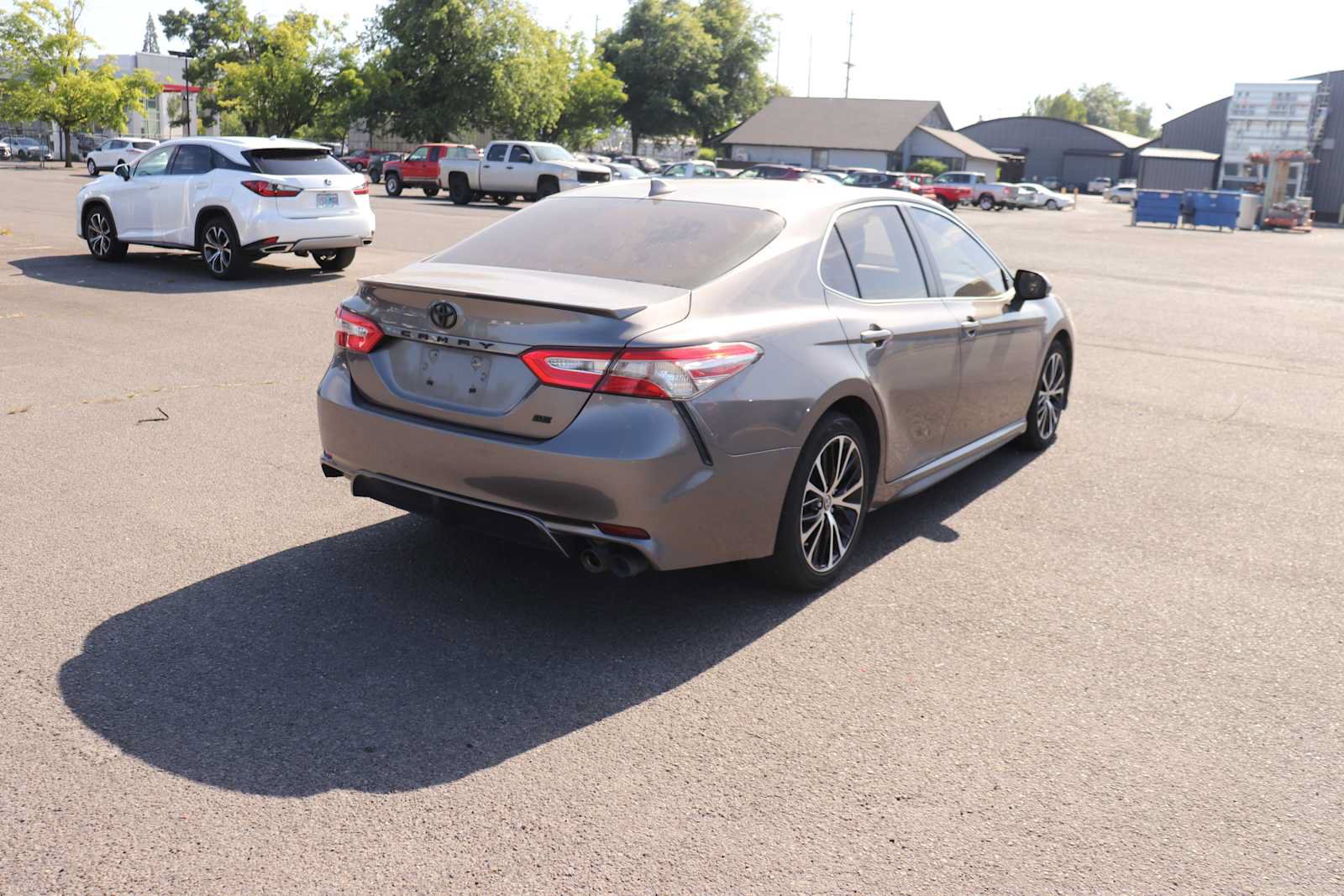 Certified 2019 Toyota Camry SE FWD image 5