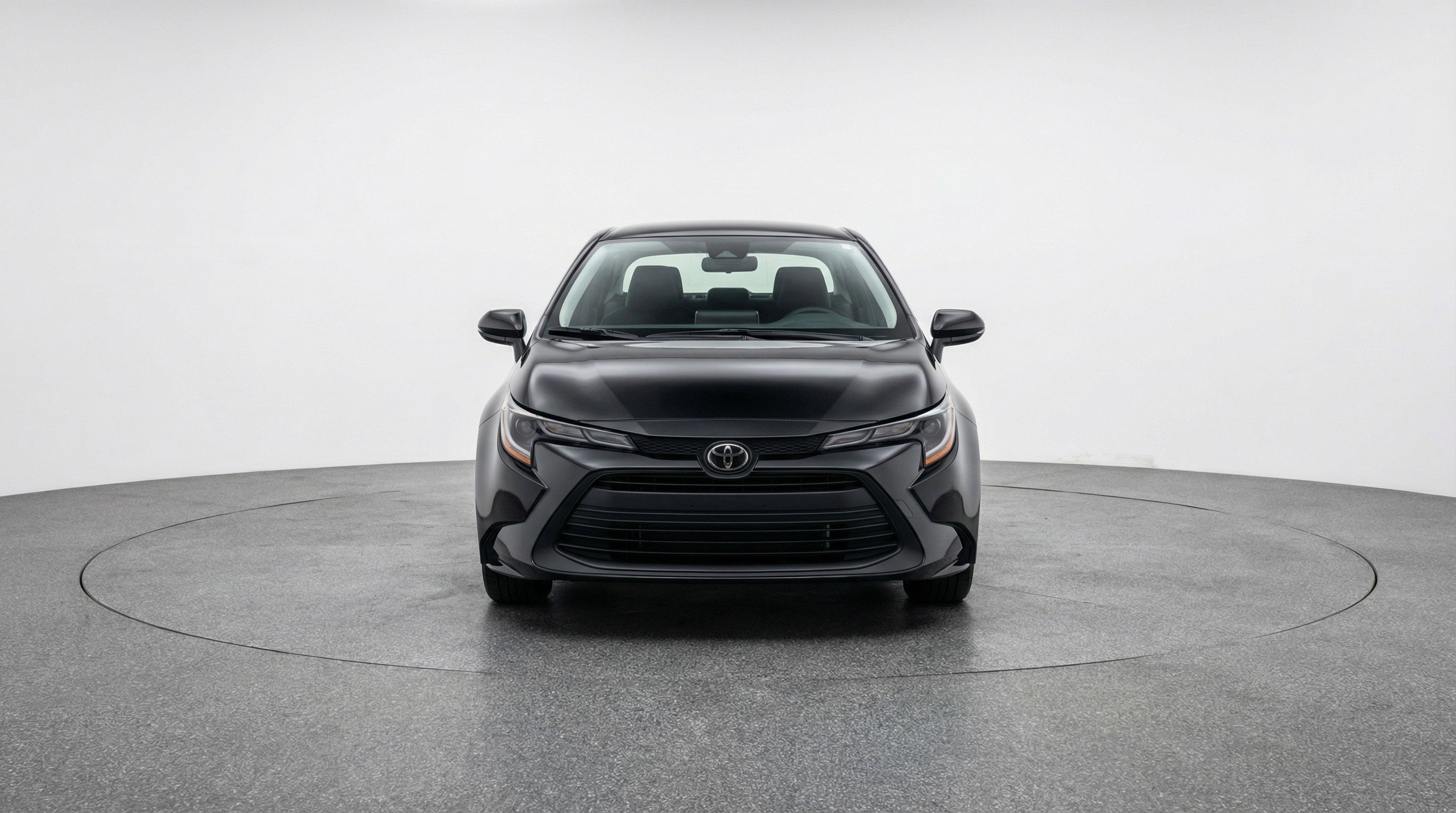 Used 2025 Toyota Corolla LE FWD image 2