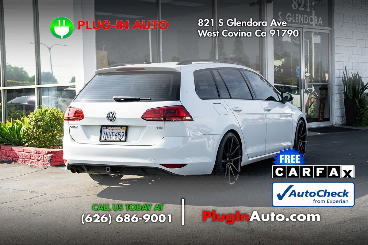 Used 2015 Volkswagen Golf S image 4