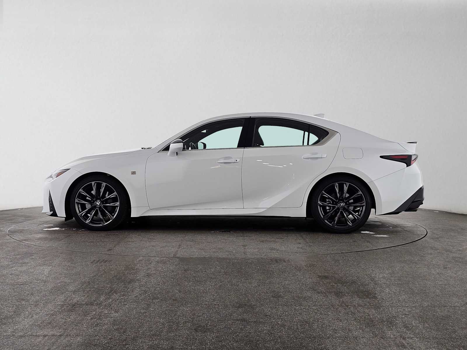 Certified 2025 Lexus IS 300 F Sport RWD image 6