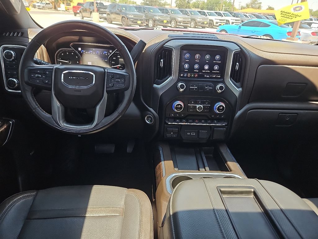 Used 2022 GMC Sierra 1500 Denali w/ Driver Alert Package II AWD/4WD image 12