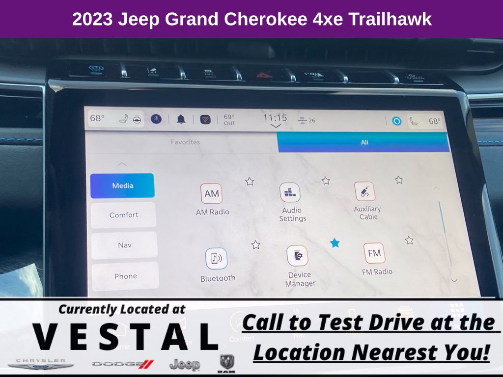 New 2023 Jeep Grand Cherokee Trailhawk w/ Advanced Protech Group II AWD/4WD image 31