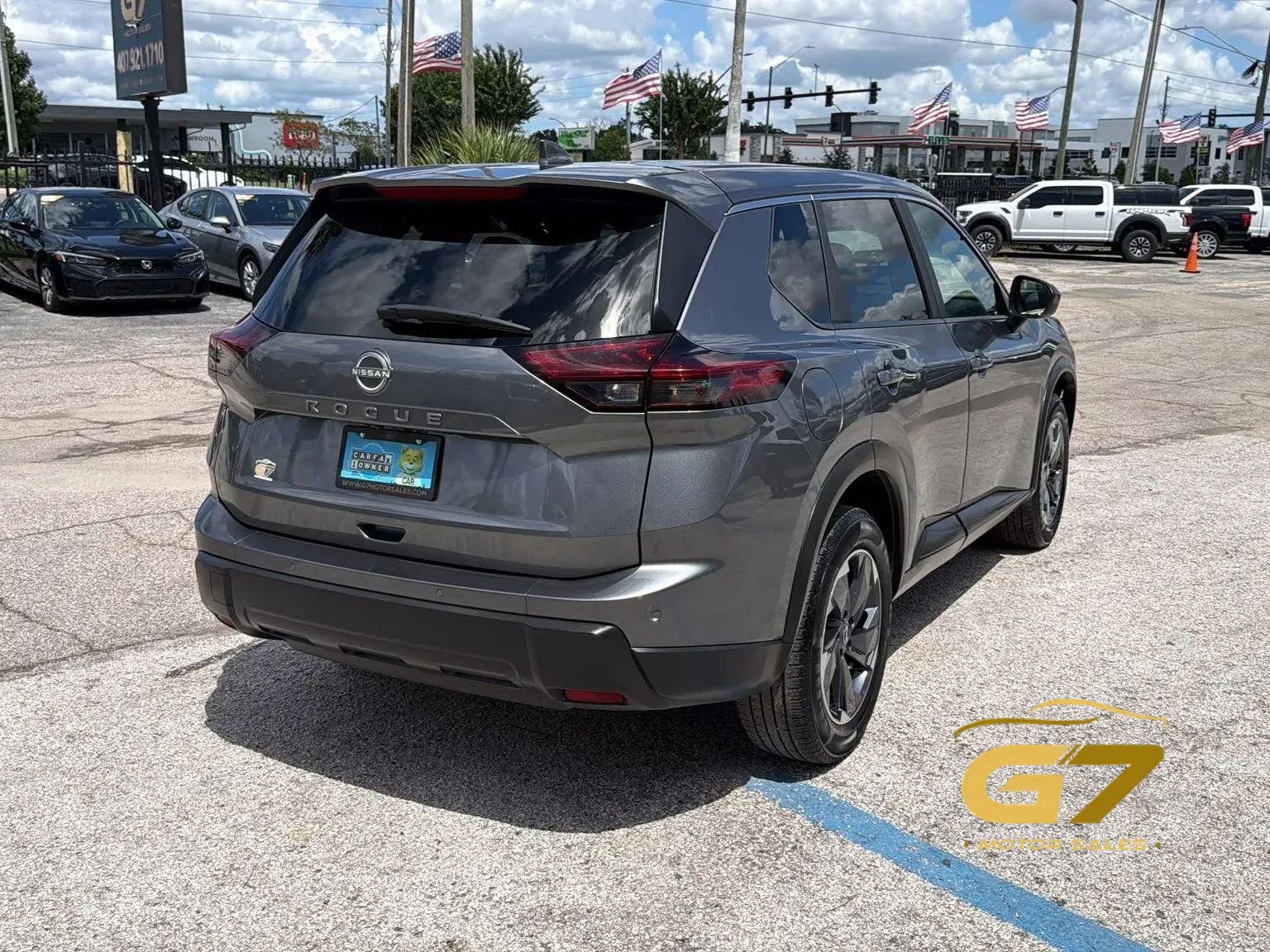 Used 2025 Nissan Rogue SV FWD image 7