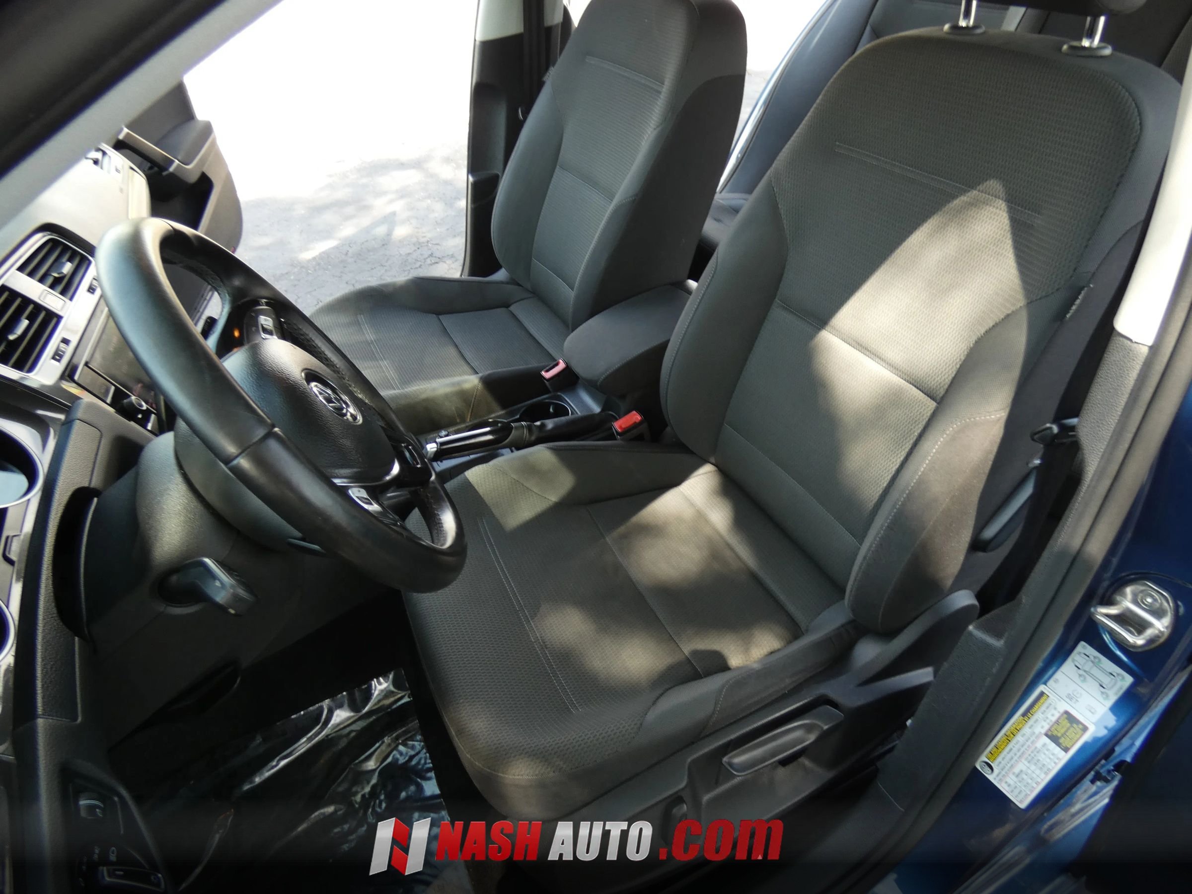 Used 2018 Volkswagen Golf S FWD image 57